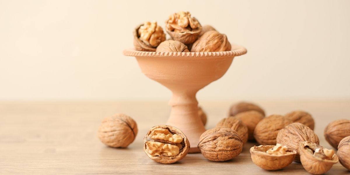 Jak správně jíst vlašské ořechy?