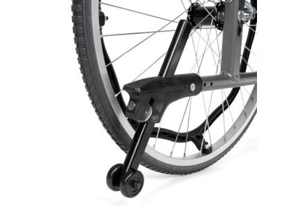 Invalidní vozík Simple - kolečka proti převrácení