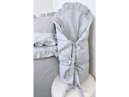 Obliečka na zavinovačku Sivá s volánikom