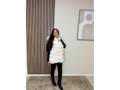 kozusinova-vesta-selena