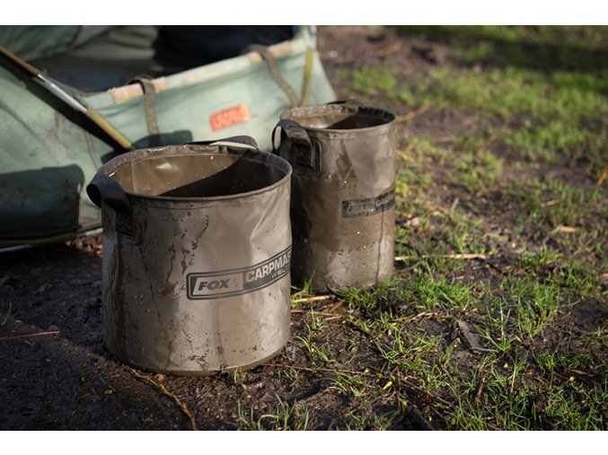 ccc058 059 fox welded carpmaster water carriers in use 3