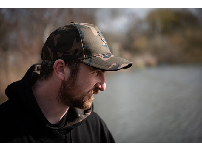 chh027 fox camo baseball cap in use 3