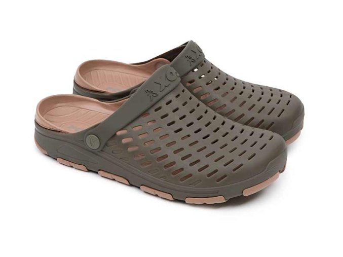 cfw210 215 fox khaki clogs main