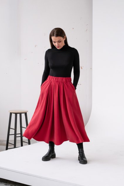 TENCELOVÁ SUKNĚ QUEENA "POMEGRANATE RED"