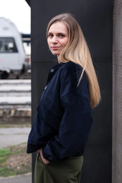 MANŠESTROVÁ BUNDA RUMI "DARK NIGHT"