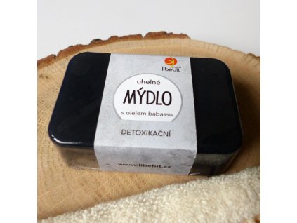 uhelné mýdlo na akné