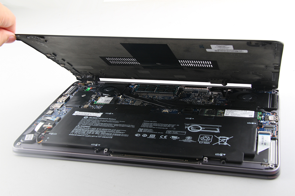 HP-EliteBook-Folio-1040-G1-Disassembly-1