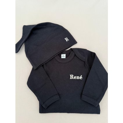 Body + čepička s vyšitím René