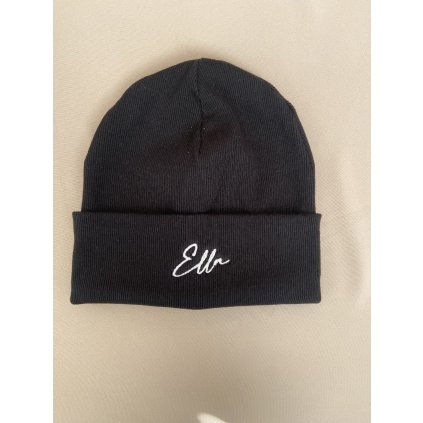 Zimní čepička s výšivkou Ella, černá
