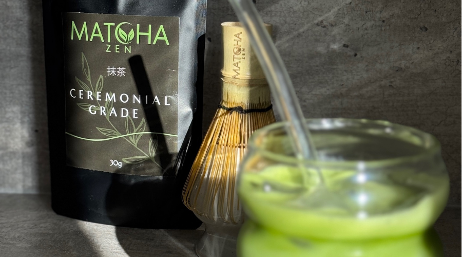 Matcha vs. káva: Co je lepší pro energii, výkon a soustředění ?