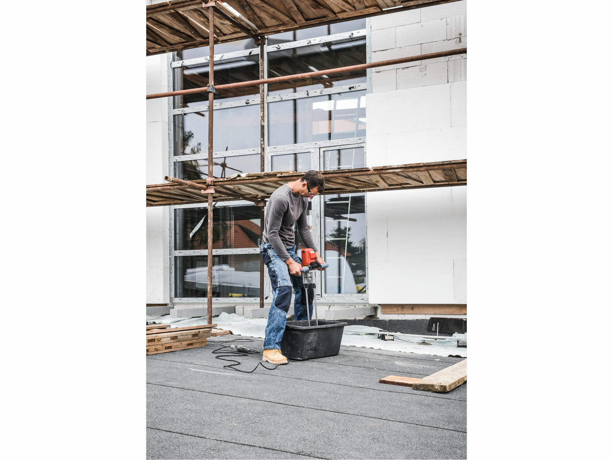 EXTOL PREMIUM 8890610 Miešadlo stavebné dvojmetlové, príkon 1800W, 2 rýchlosti, max. 90l