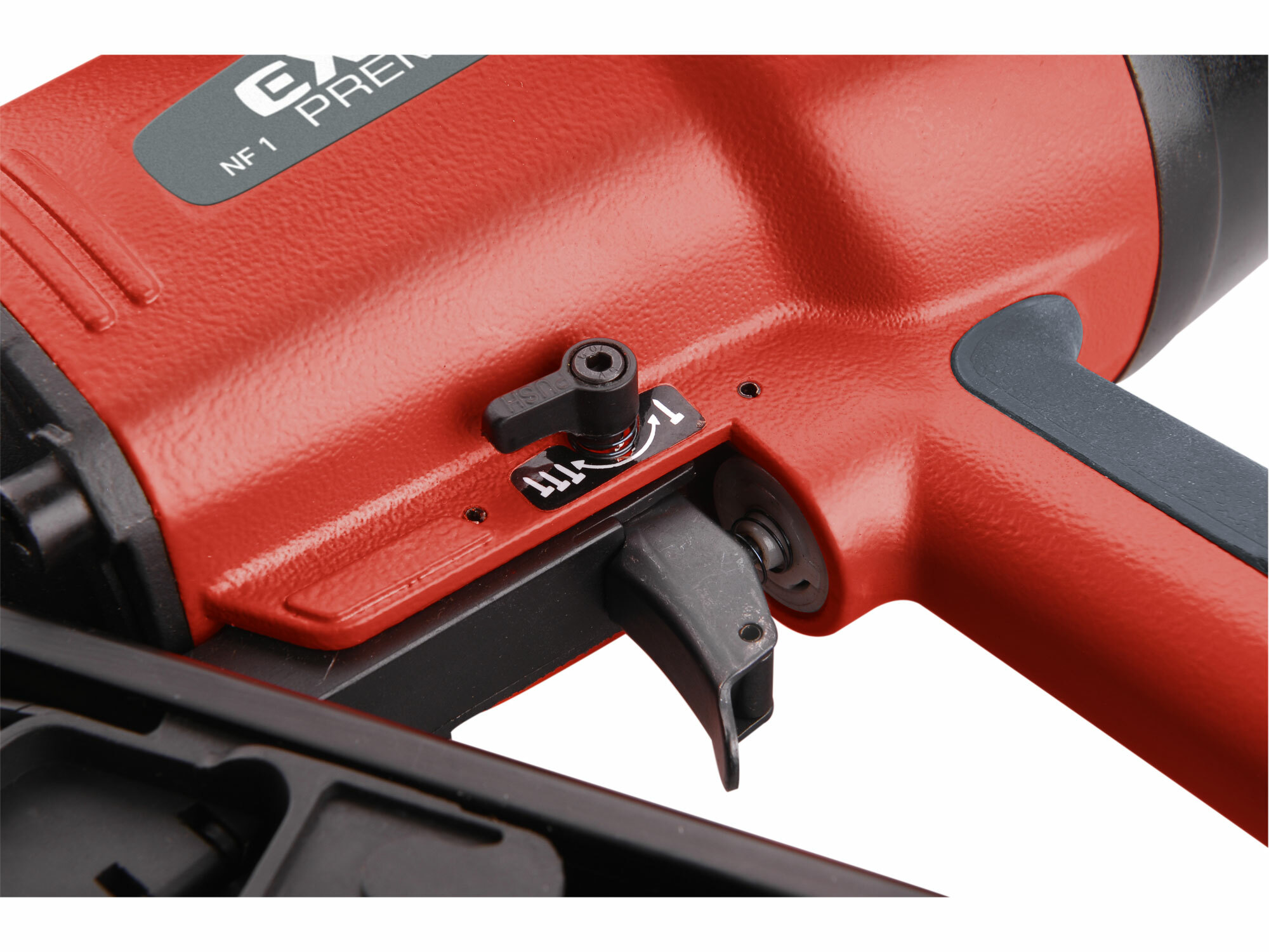 EXTOL PREMIUM 8865041 – Pneumatická klincovačka na lišty a nábytok, 32-64 mm