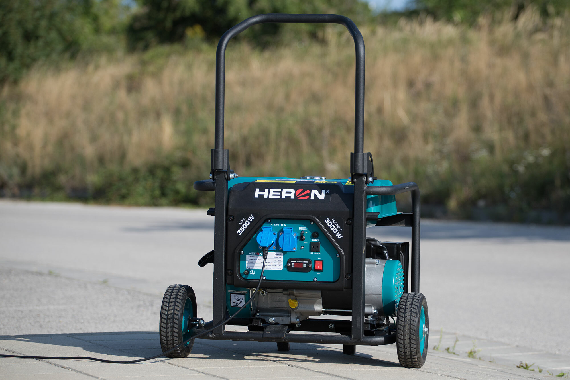 HERON 8896140 benzínová elektrocentrála 3,5kW 230V s podvozkom
