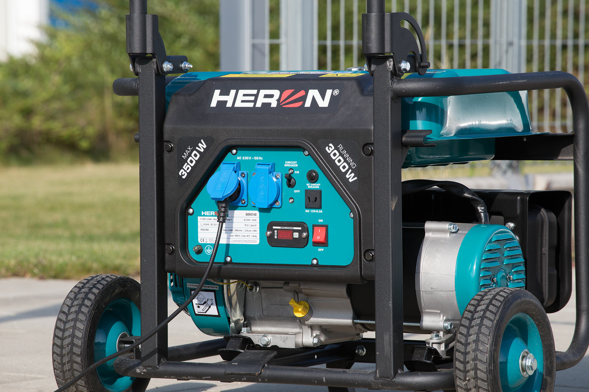 HERON 8896140 benzínová elektrocentrála 3,5kW 230V s podvozkom