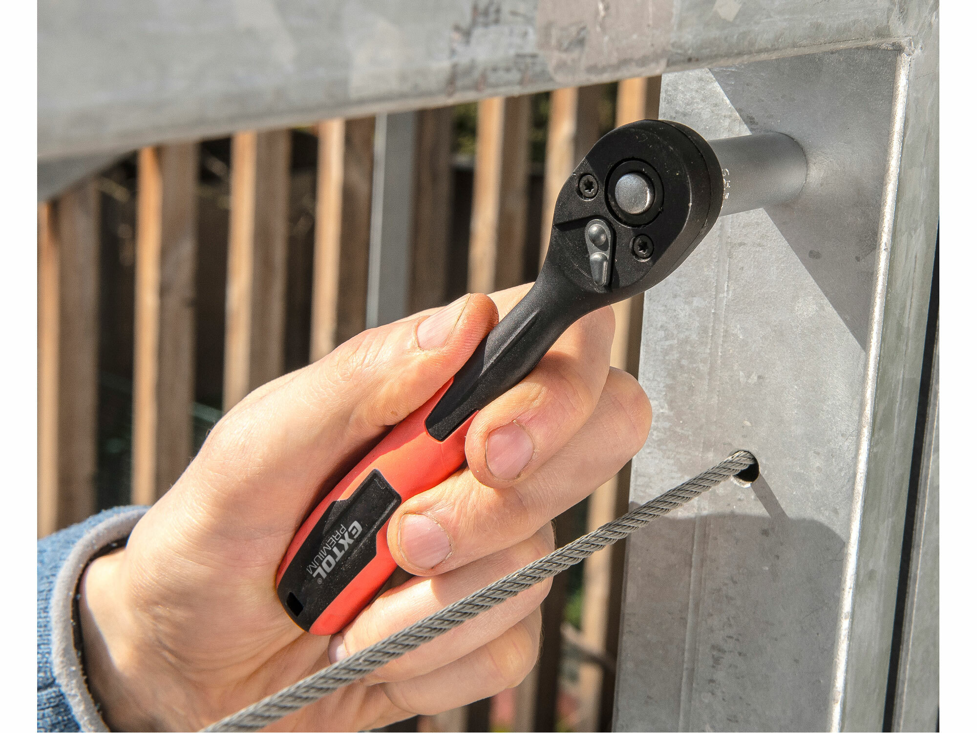 EXTOL PREMIUM 8816408 Račňa vyhnutá poplastovaná, 72 zubov, 1/4”