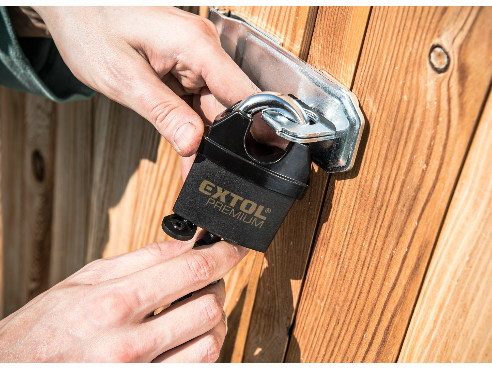 EXTOL PREMIUM 8857750 Zámok visací bezpečnostný vodeodolný, 4 kľúče, 50mm