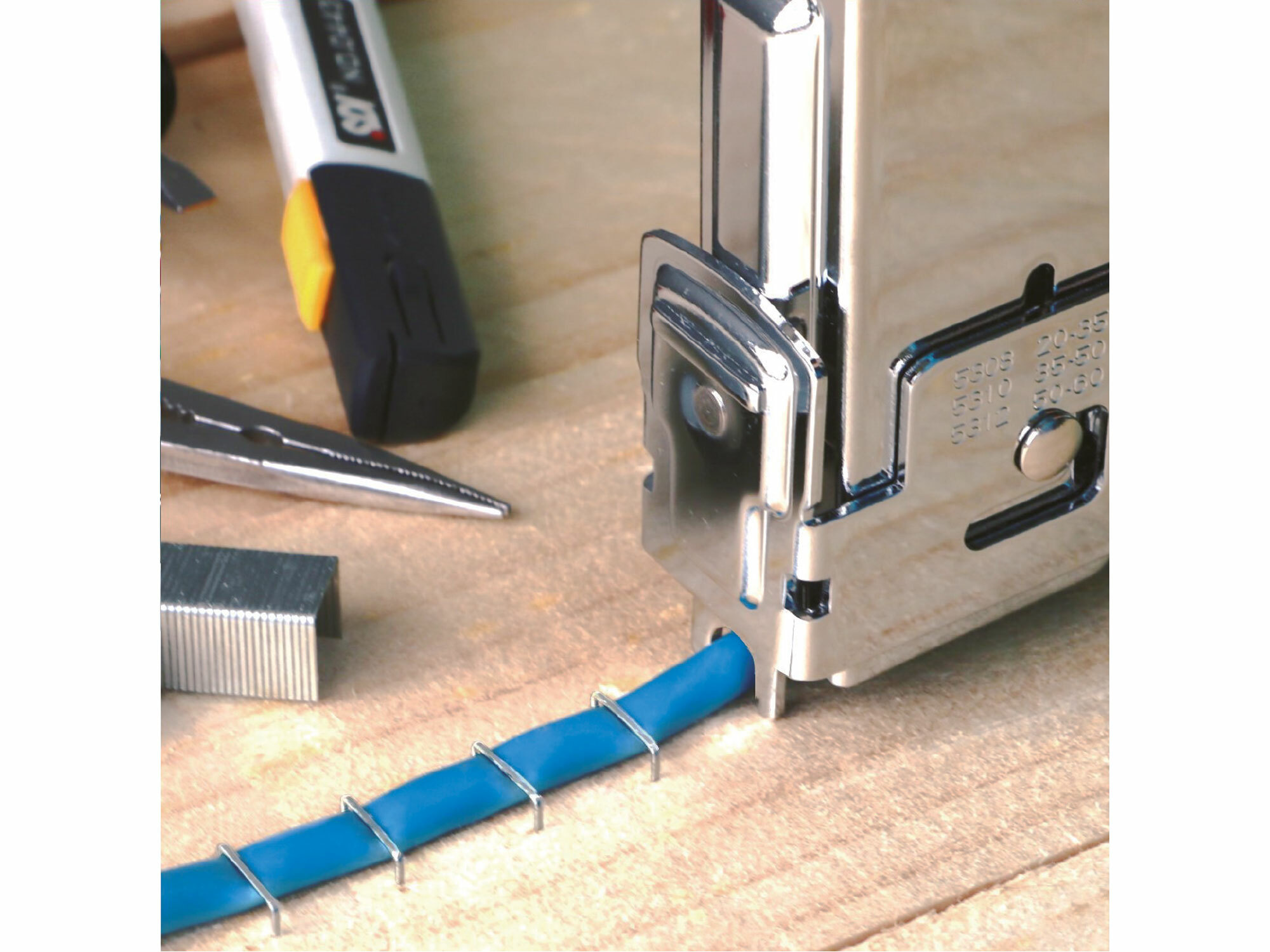 EXTOL PREMIUM 8851105 Pištoľ sponkovacia 3v1, spony 6-12mm