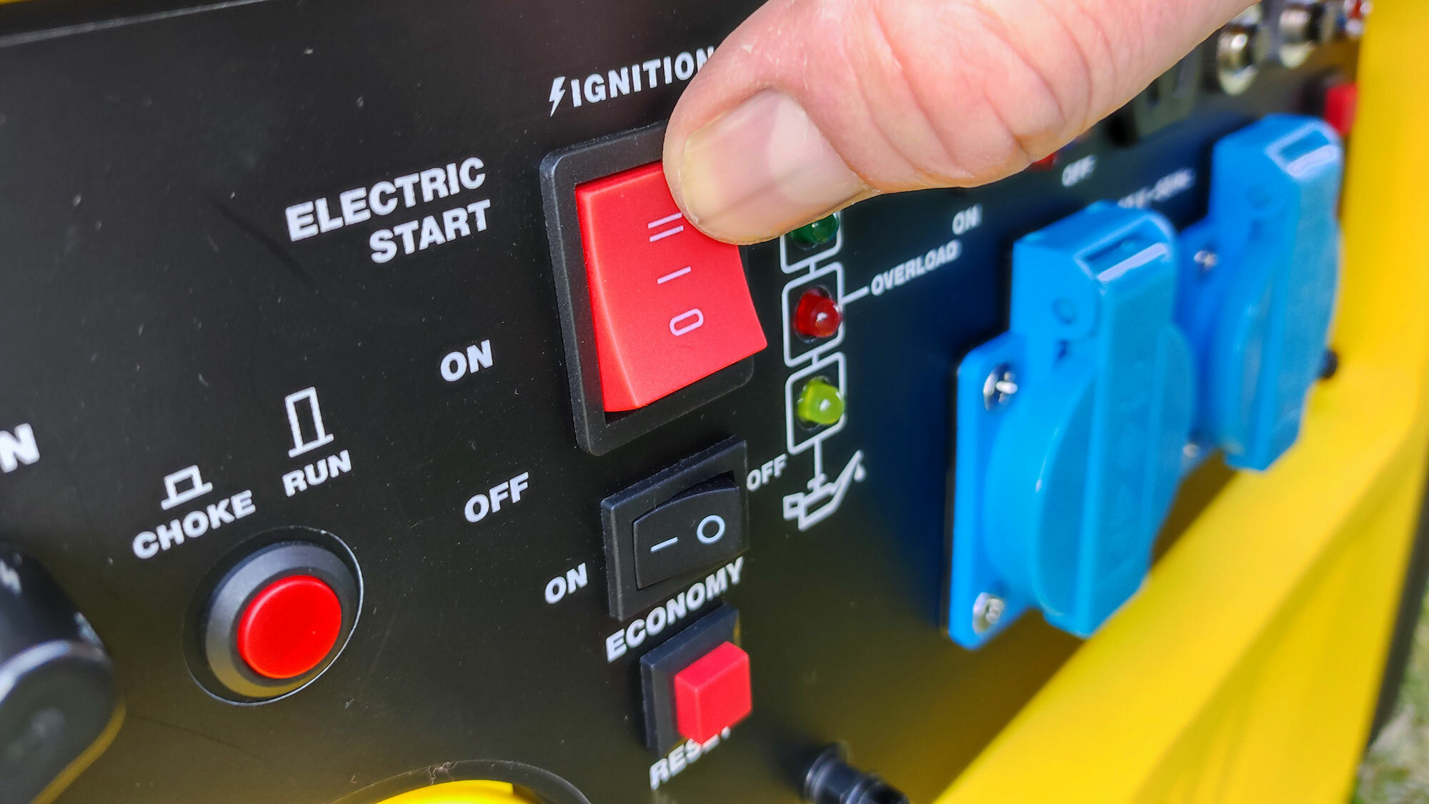 HERON 8896222 Elektrocentrála invertorová tichá 1F, 3,2kW, s diaľkovým ovládaním