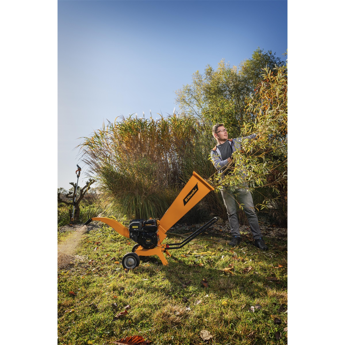 Riwall PRO RPS 7058 benzínový drvič konárov (4,3 kW / 5,8 HP) PS24A2301102B