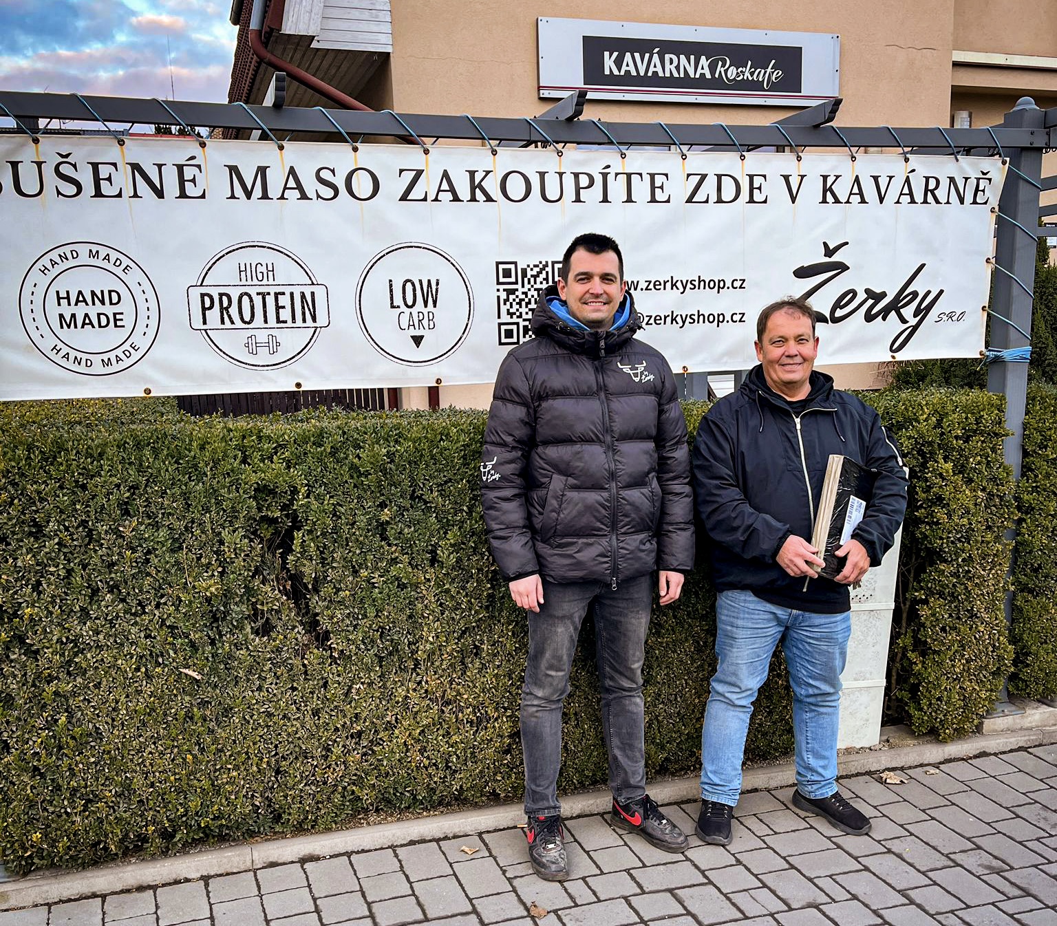 21d456fc-f8c1-41e5-8fc0-e8b09d937ea0