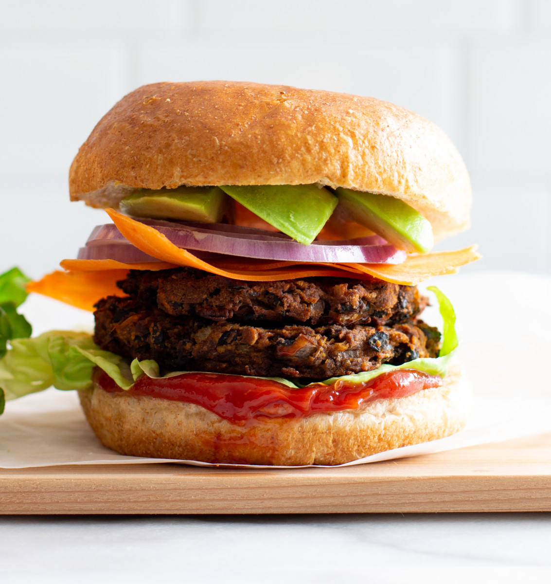 Eko grilovačka: veggie burger na pět způsobů