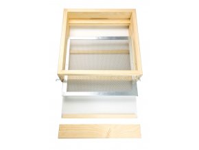 Varroa dno 11 rámků 39x24 s výsuvným pletivem