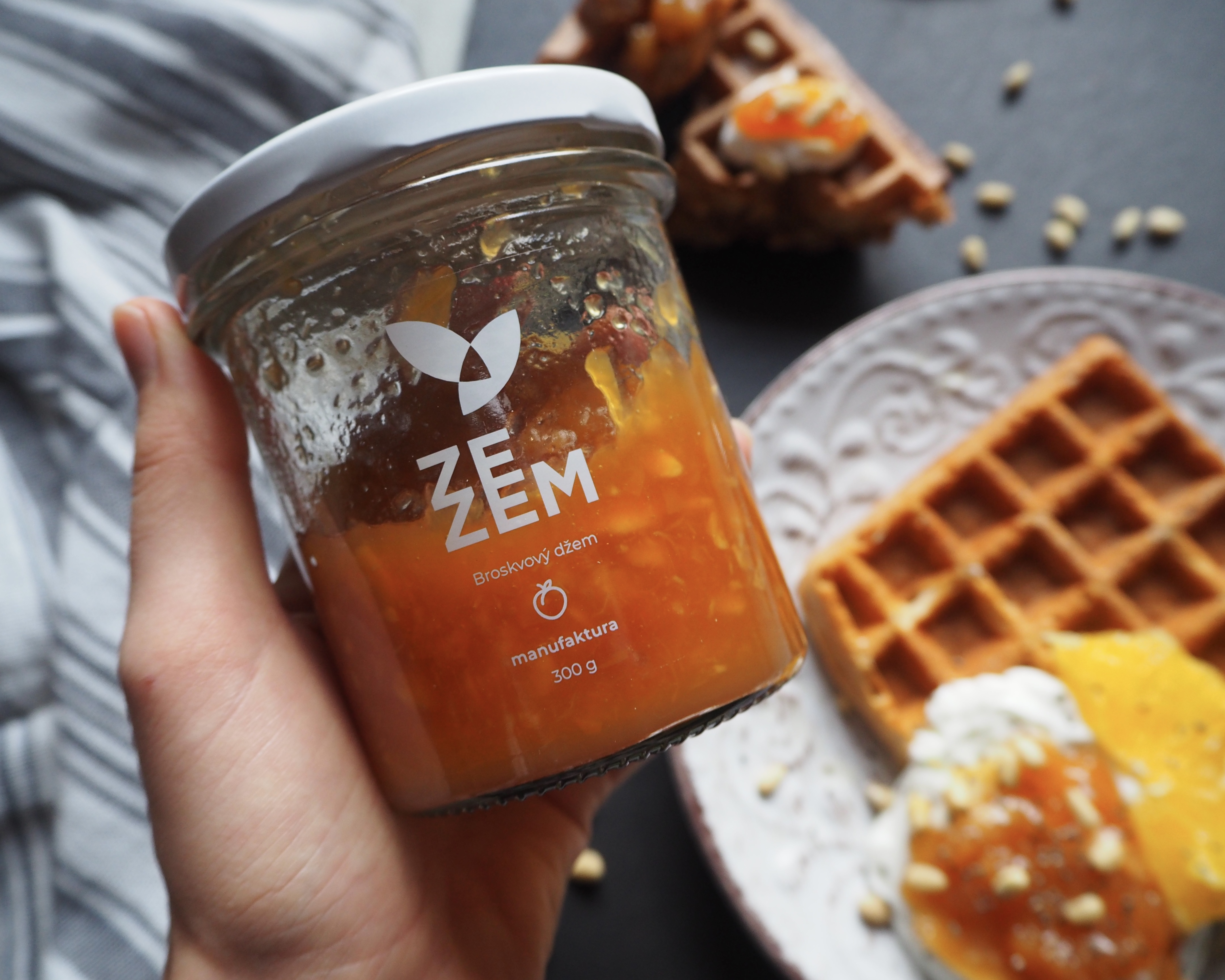 Křupavé vafle s džemem ZEZEM od Šárky Červinkové