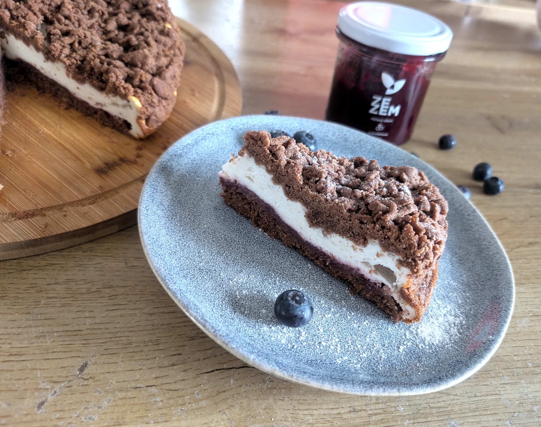 kakaovy-kolac-s-marmeladou