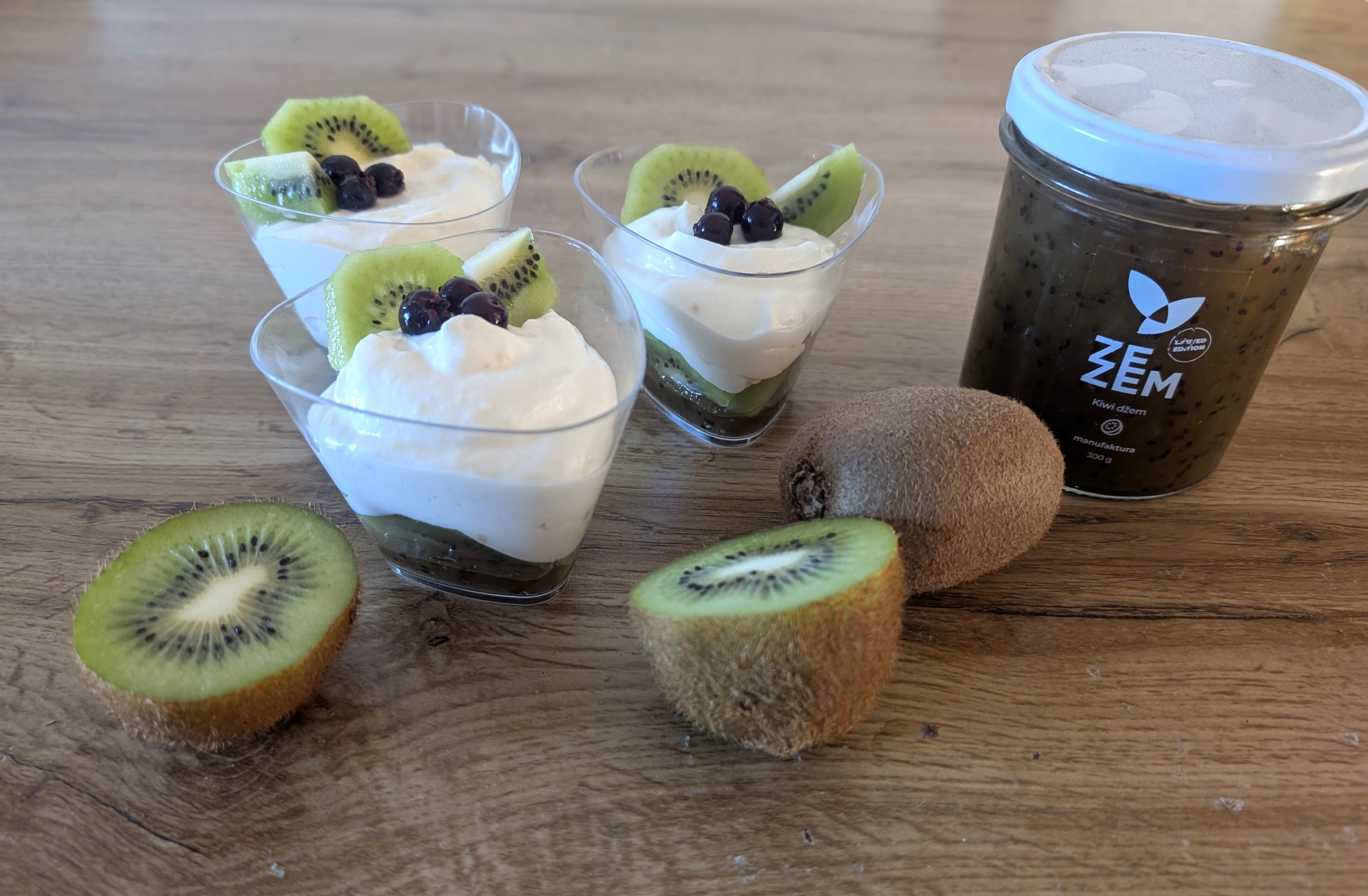 osvezujici-dezert-z-kiwi-recept