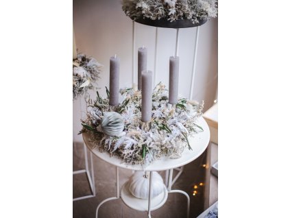 Adventní věnec šedý