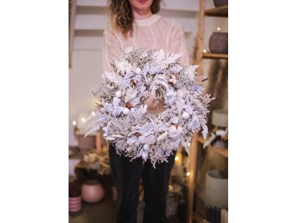 Zimní věnec bílý