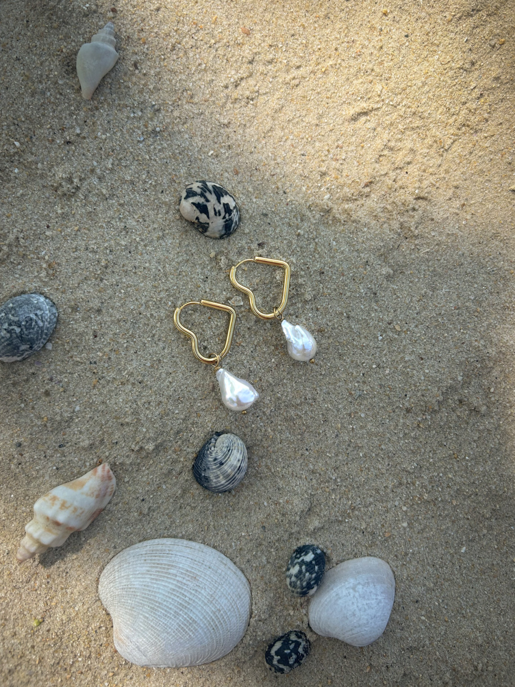 DF66A93E 94C3 4D04 8737 C94A86321E66