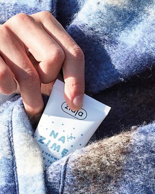 ❄️🧣 Zima? Vítr? Mráz? Sluníčko? Tenhle krém to zvládne za vás 😄 🛡️ Bariérový zimní pleťový krém SPF 30 Chrání pleť před...