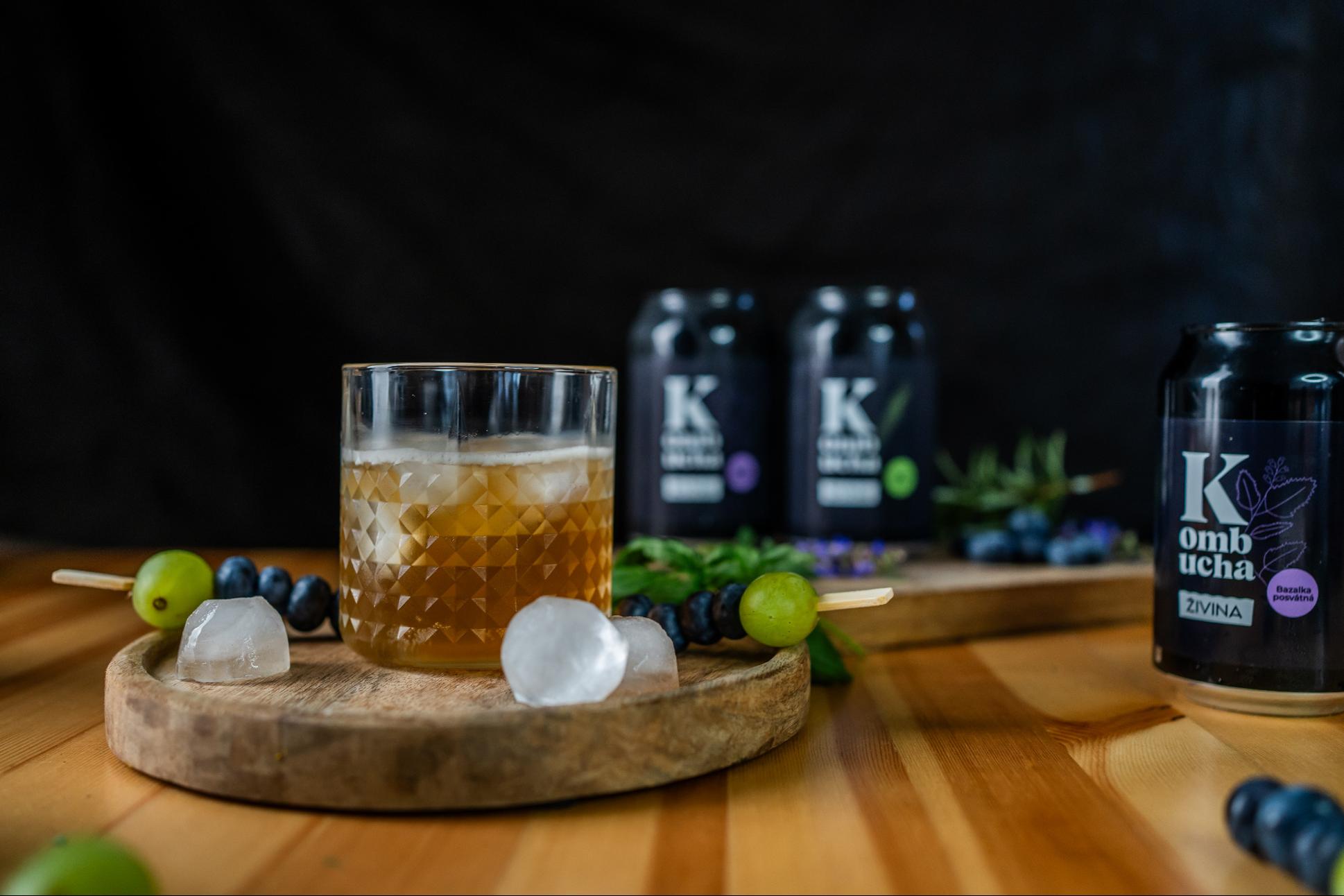 Alkohol a kombucha: co jste možná nevěděli