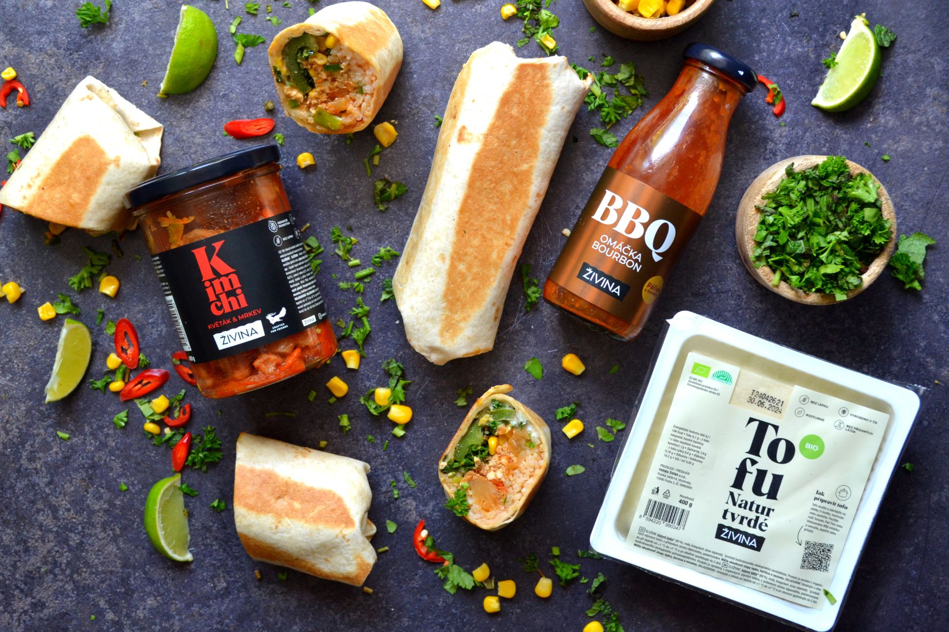 Veganská večeře do 30 minut: Tofu buritto s BBQ omáčkou