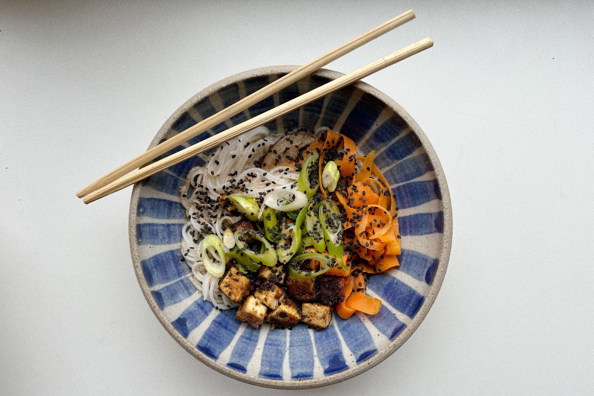 Lahodný recept na domácí tofu ramen plný živin