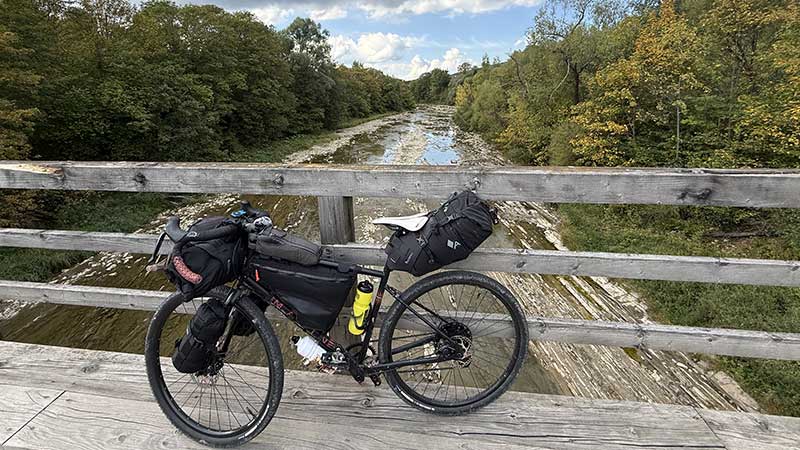 Bikepacking v Bieszczadech – divočinou podél řeky San