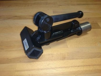 Pedalsport upínač dielenských montážnych stojanov PDS-UCC