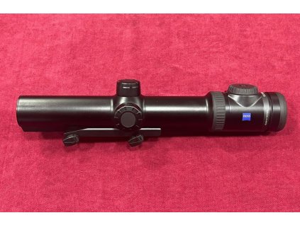 Zeiss Victory V8 1.1-8x30 M