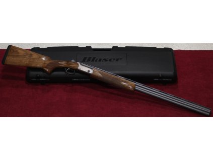 Broková kozlice Blaser F16 Sporting 12/76, hlavně76cm dřevo tř.4