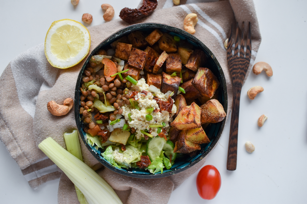 FARMÁŘSKÝ SALÁT S TOFU