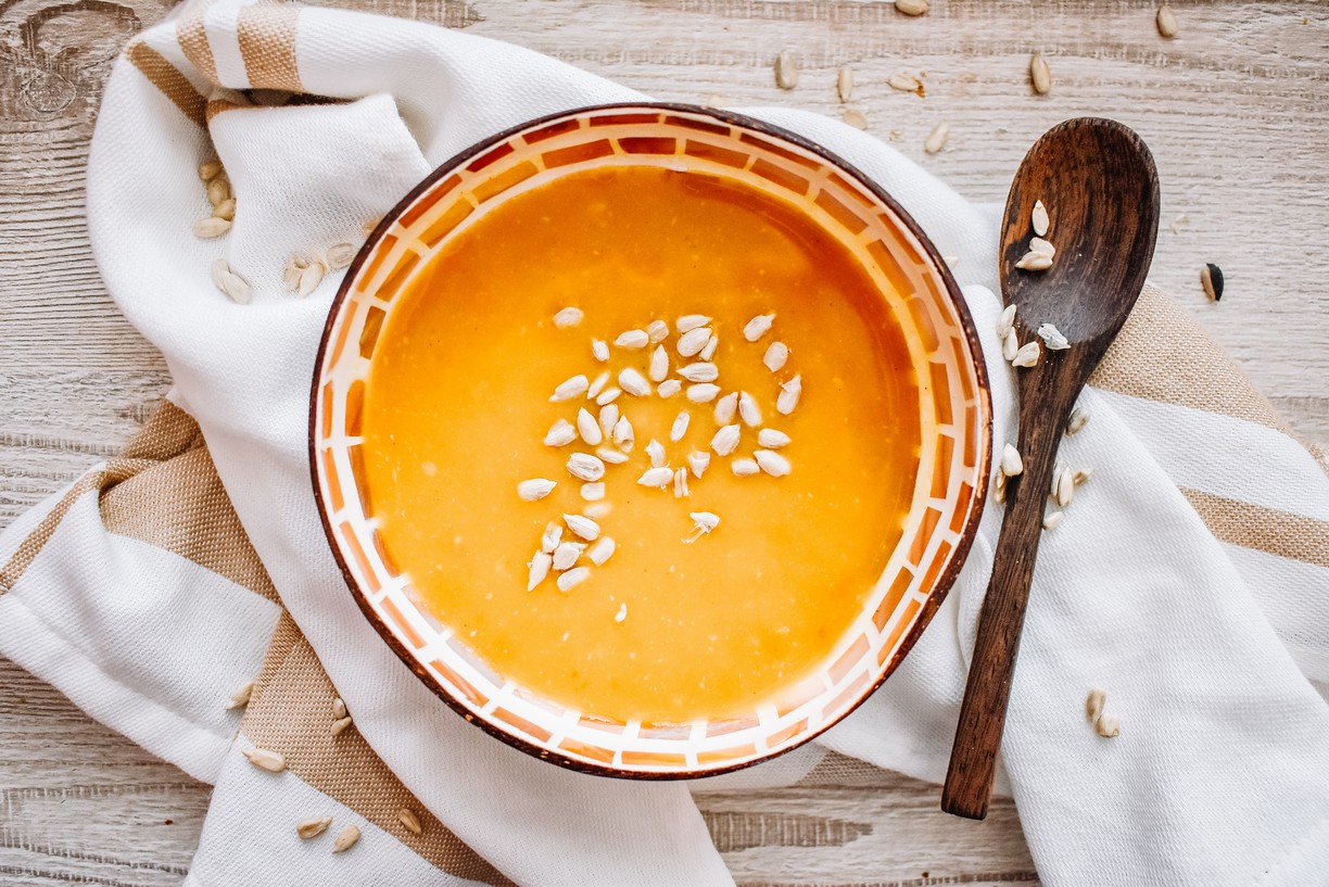 POLÉVKA Z PEČENÉ ZELENINY