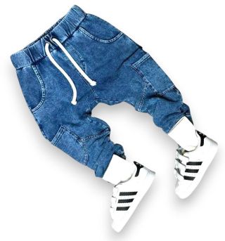 🔥 SUPER AKCIA pre malých fešákov a parádnice! 🔥 Na našom e-shope www.zlatickaobchodik.sk teraz nájdeš Despacito tepláky aj...