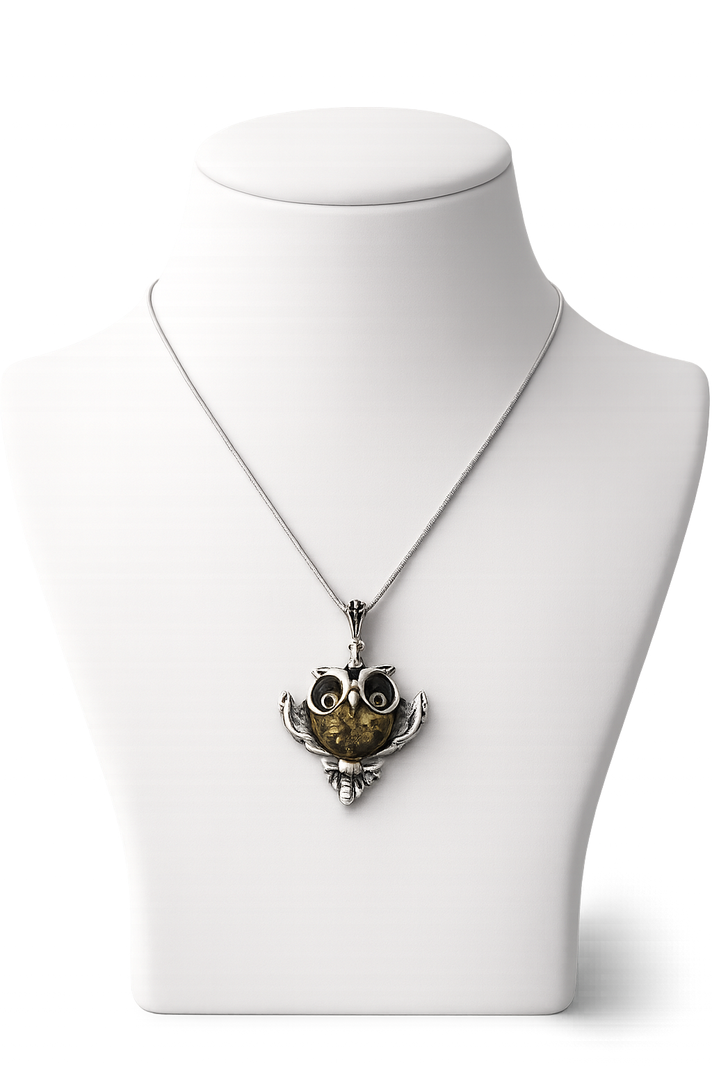 Strieborný prívesok s jantárom sova