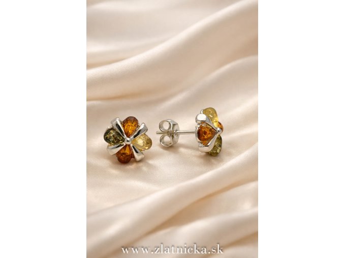 Strieborné náušnice s jantárom v tvare kvetu