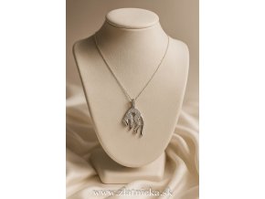 Šperk – strieborný leopardí prívesok s bohatým pavé osadením kamienkov