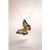 Jantárový prívesok motýľ na striebornej retiazke