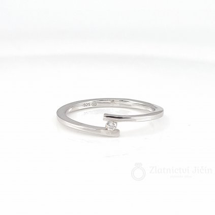 Stříbrný prsten s brilianten