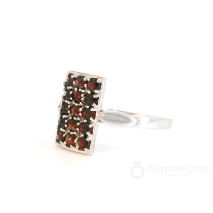 UN 1069 019b9846 7476 733b a3e8 126f75a8e6c2.original