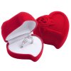 Sametová krabička ve  tvaru srdce s růží F-79